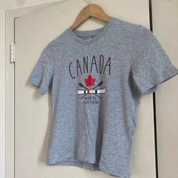 NWT Hudson’s Bay Kids Canada T-Shirt - Picture 3 of 7